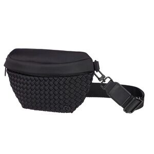 Calia Women’s Journey Woven Belt Bag Pure Black